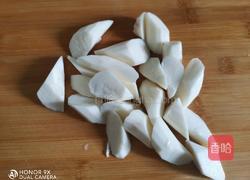 山药猪尾汤的做法图解3
