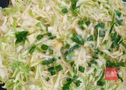 包菜鸡蛋饼的做法图解7