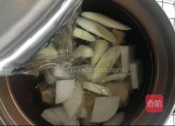 白萝卜排骨汤的做法图解6