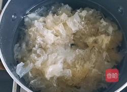 红枣银耳莲子羹的做法图解4