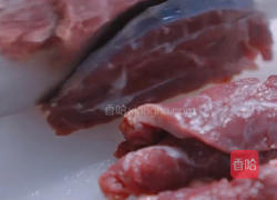 家庭版红薯粉蒸牛肉的做法图解1