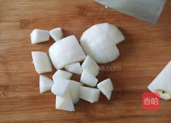 冰糖雪梨银耳羹的做法图解3