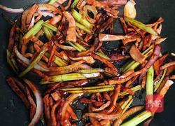 中西合璧低脂低卡|5分钟酸甜咸香炒意粉 深夜食堂风的做法图解6