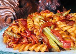 中西合璧低脂低卡|5分钟酸甜咸香炒意粉 深夜食堂风的做法图解11