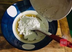 广式豆沙月饼的做法图解3