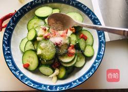 炝拌乳瓜的做法图解5