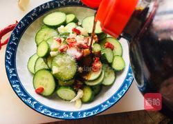 炝拌乳瓜的做法图解7