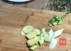 五花肉焖豆腐皮的做法图解4