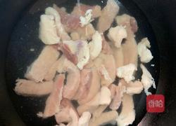 土豆豆角炖猪肉块的做法图解5