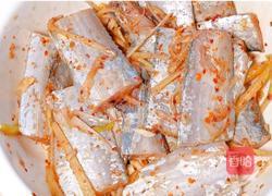 要想带鱼做得好~独门腌制秘方少不了~带鱼最佳吃法之香酥带鱼的做法图解9