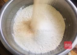 奶香小餐包的做法图解2