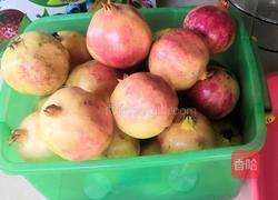 石榴果酒的做法图解2