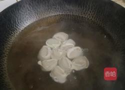 煮冷冻大馄饨的做法图解4