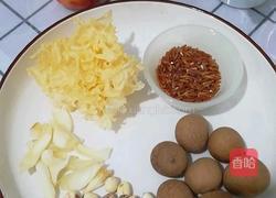 莲子百合银耳米糊的做法图解1