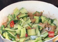 五花肉炒黄瓜的做法图解9