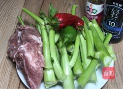 菜心梗炒肉的做法图解1