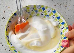 戚风蛋糕的做法图解8