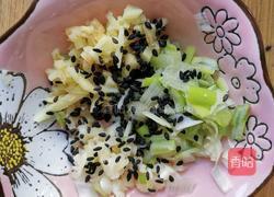 凉拌海带丝的做法图解2