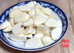 茭白烧肉的做法图解3