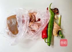 魔芋烧鸡的做法图解1