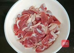 酸豆角炒鸭肾的做法图解5