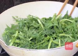 茼蒿炒肉丝的做法图解8