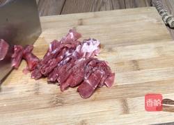 冲菜炒肉的做法图解1