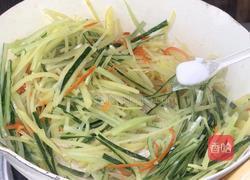 黄瓜炒土豆丝的做法图解7