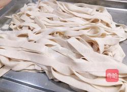 手擀面的做法图解11