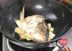 枸杞豆腐鱼头汤的做法图解6