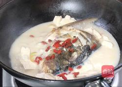 枸杞豆腐鱼头汤的做法图解9