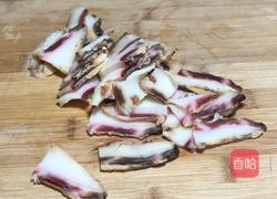 熏肉炒黄瓜的做法图解1