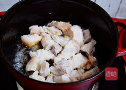 板栗红烧肉的做法图解4