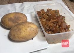 牛筋烧土豆的做法图解1