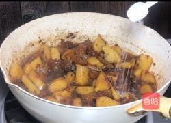 牛筋烧土豆的做法图解10