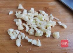 虾仁丝瓜炒白玉菇的做法图解5