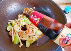 虾仁丝瓜炒白玉菇的做法图解10