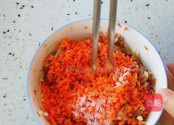 猪肉胡萝卜馅的做法图解5