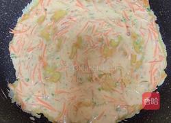 胡萝卜青椒鸡蛋饼的做法图解7