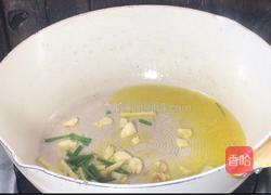 黄豆芽炒肉丝的做法图解7