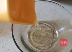 清新柠檬海绵蛋糕的做法图解3