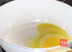 韭菜鸡蛋炒饭的做法图解3
