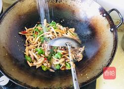 泡椒鱿鱼丝的做法图解12