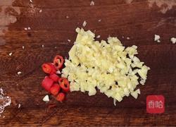 蒜蓉小白菜的做法图解1