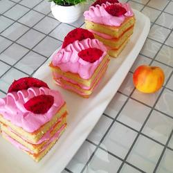 火龙果小蛋糕的做法[图]