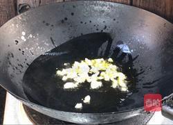 杏鲍菇炒苕叶的做法图解4