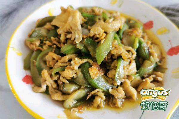 丝瓜炒鸡蛋