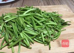 辣椒炒苕梗的做法图解1