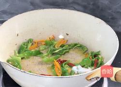 辣椒炒苕梗的做法图解5