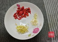 回锅肉炒白萝卜的做法图解4